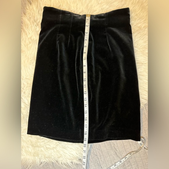 Vintage Banana Republic Velvet Skirt - Picture 6 of 7